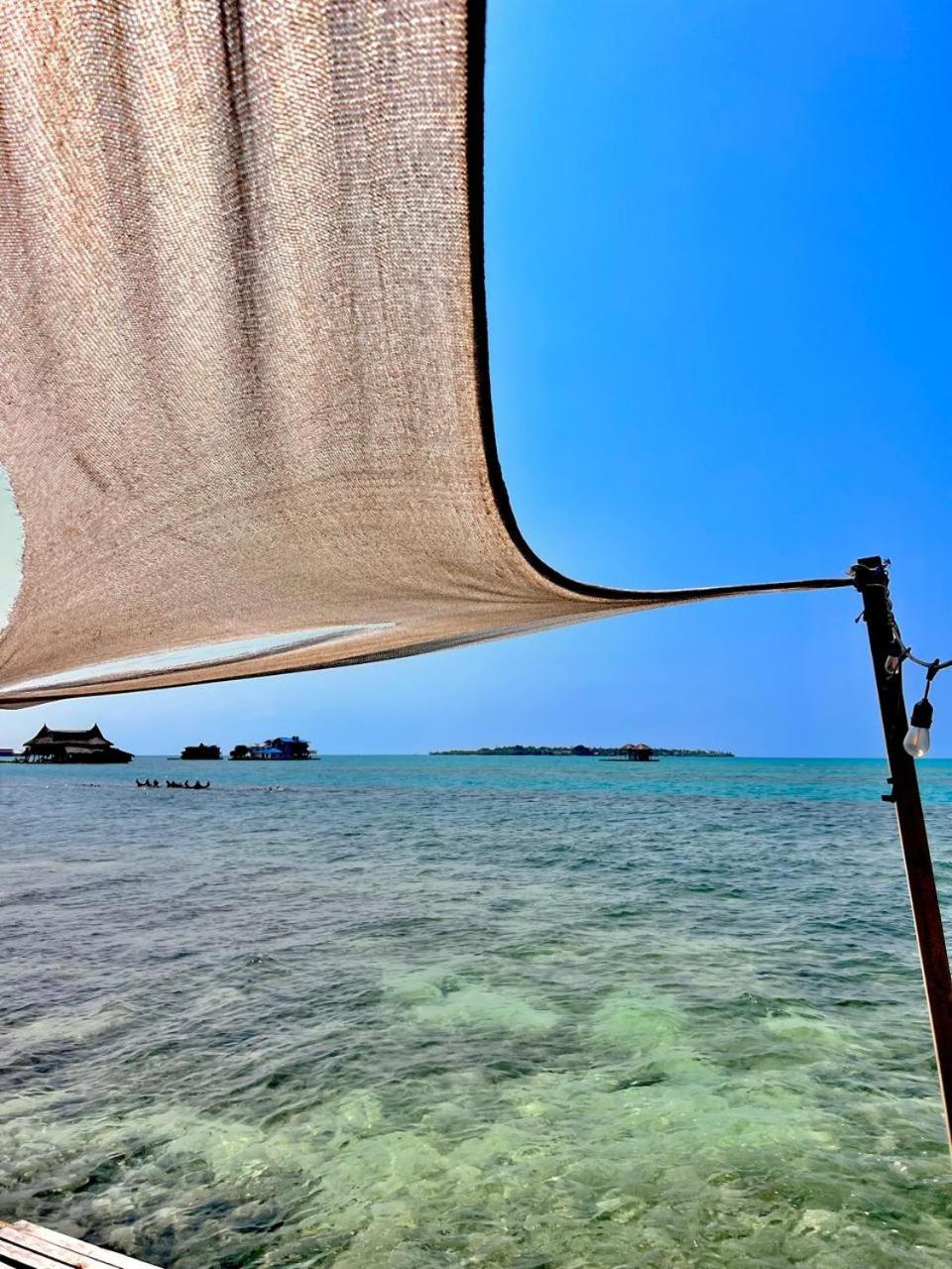 El Arca Hotel Tintipan Island Exterior photo