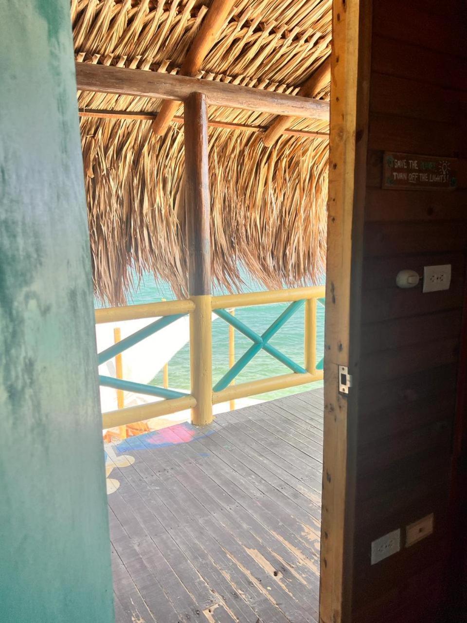 El Arca Hotel Tintipan Island Exterior photo