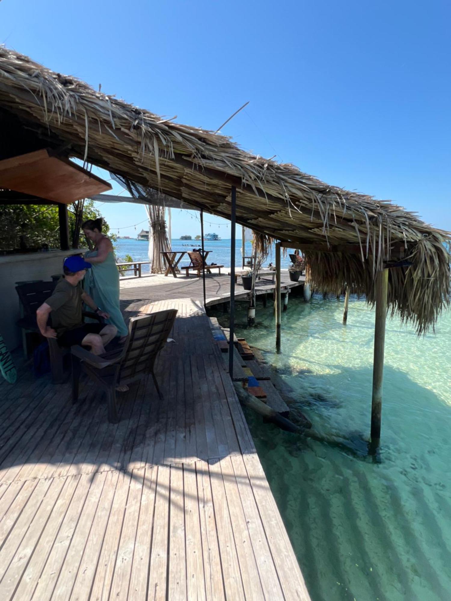 El Arca Hotel Tintipan Island Exterior photo